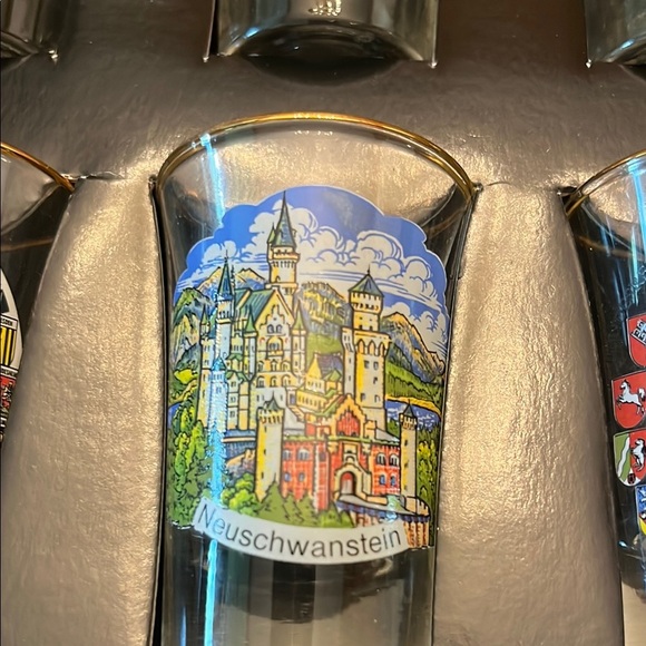 German Flask and Shot Glass Set Scenic Set - Picture 8 of 12